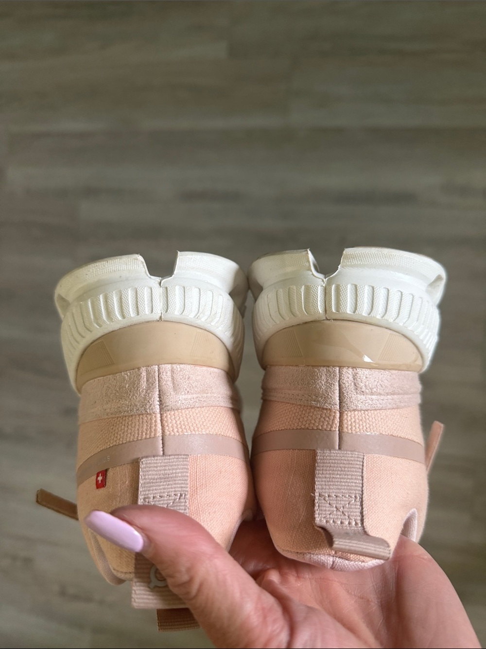 On Cloud Hi Rose RARE 💕 - Picture 6 of 6